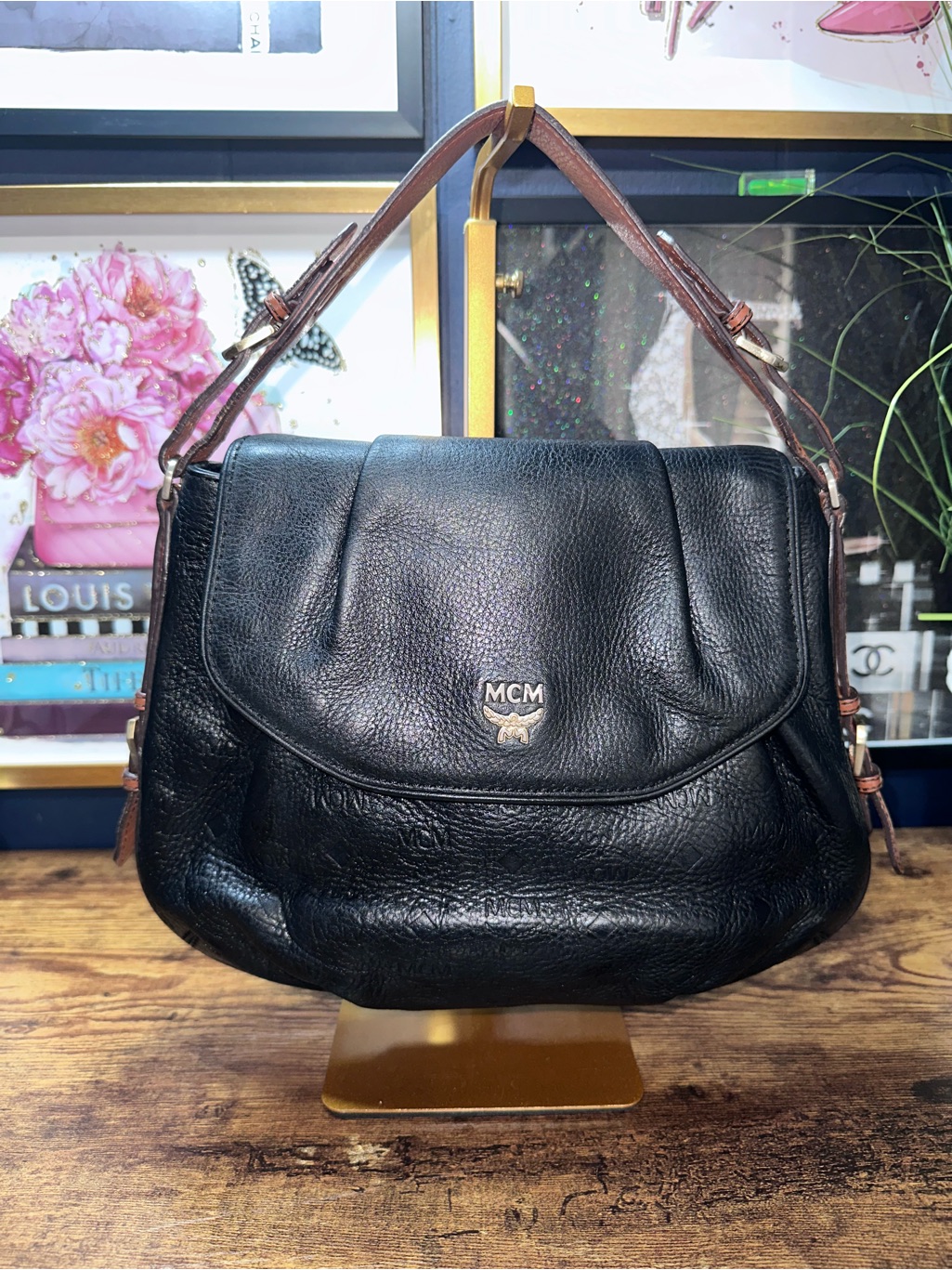Vintage 1990s Mcm Black Embossed Leather Flap Shoulder Bag Adjustable Strap